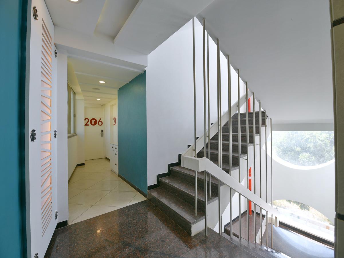 Oyo 963 Hotel Rumaya Ujjain Extérieur photo