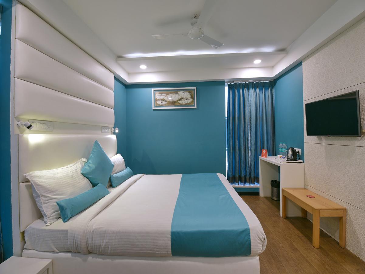 Oyo 963 Hotel Rumaya Ujjain Extérieur photo