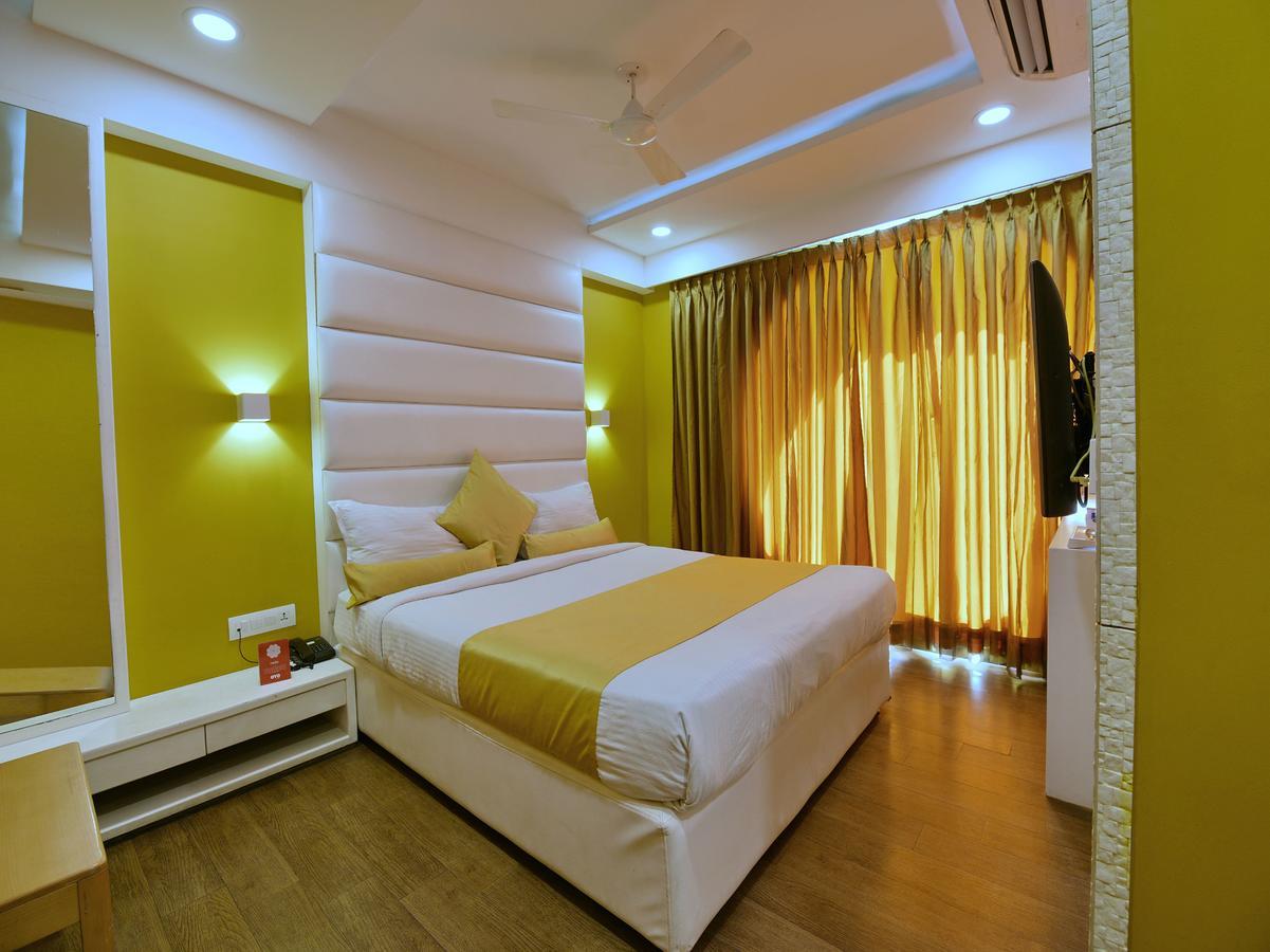 Oyo 963 Hotel Rumaya Ujjain Extérieur photo