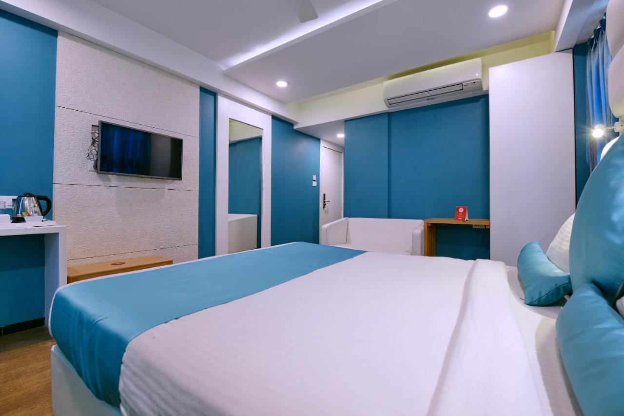 Oyo 963 Hotel Rumaya Ujjain Extérieur photo