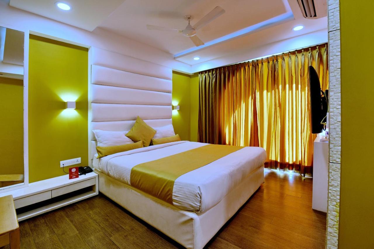 Oyo 963 Hotel Rumaya Ujjain Extérieur photo